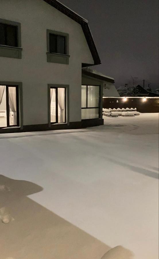 Shale Na Polotskoy Villa Babruisk Exterior foto