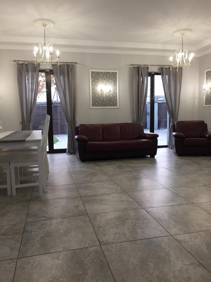 Shale Na Polotskoy Villa Babruisk Exterior foto