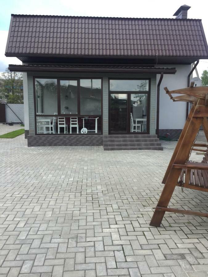 Shale Na Polotskoy Villa Babruisk Exterior foto