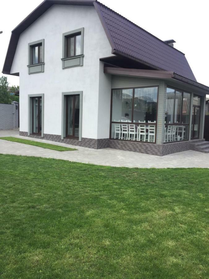 Shale Na Polotskoy Villa Babruisk Exterior foto